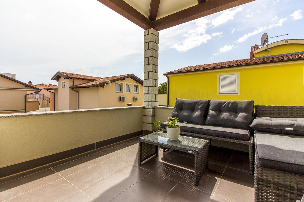 Apartman Maxim Apartamento PUY Exterior foto